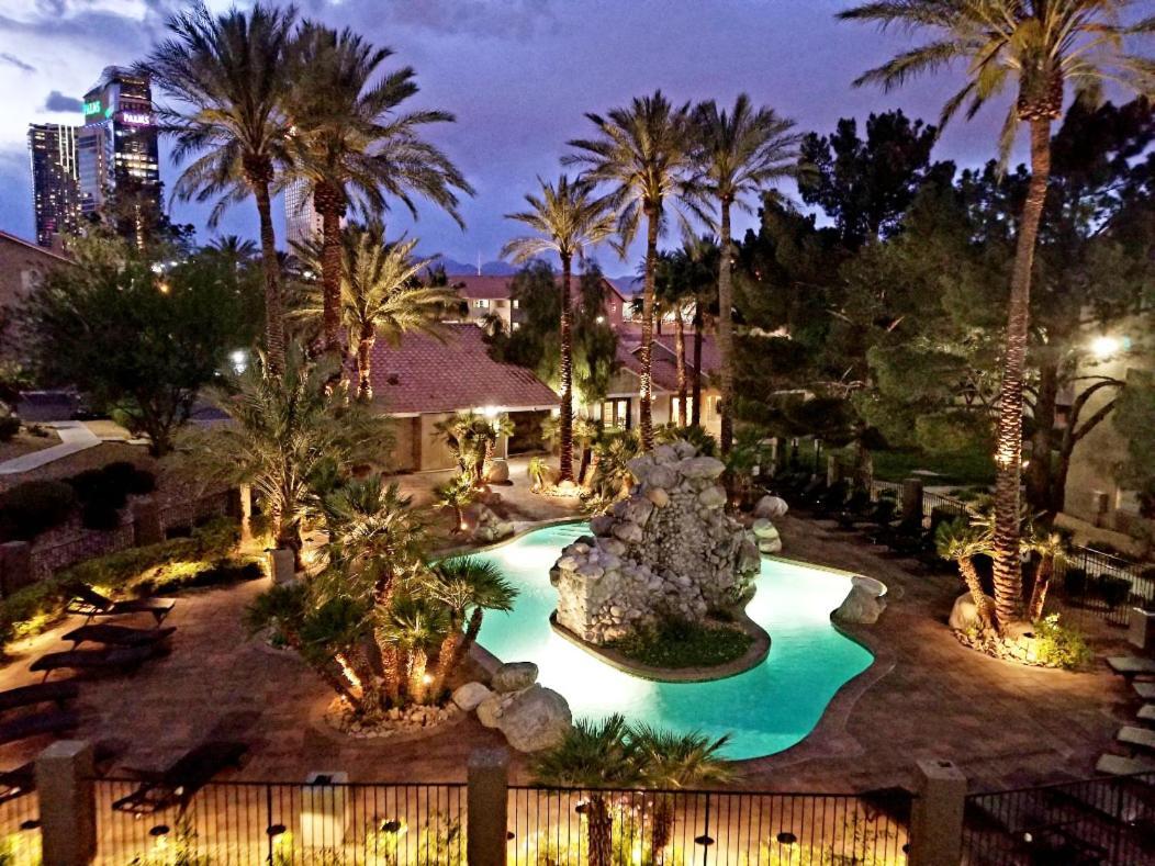 Lovely Condo! Walking Distance To The Strip With Pool And Spa Las Vegas Esterno foto